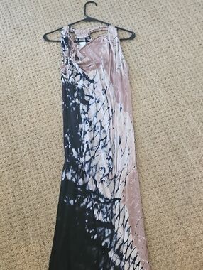 Sleeveless Black and Blush Tie-Dye Dress